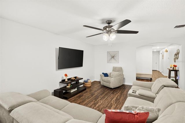 2242 CASPIAN DRIVE, Lakeland, FL 33805