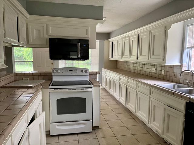 15803 Baytree Drive, Houston, TX 77070