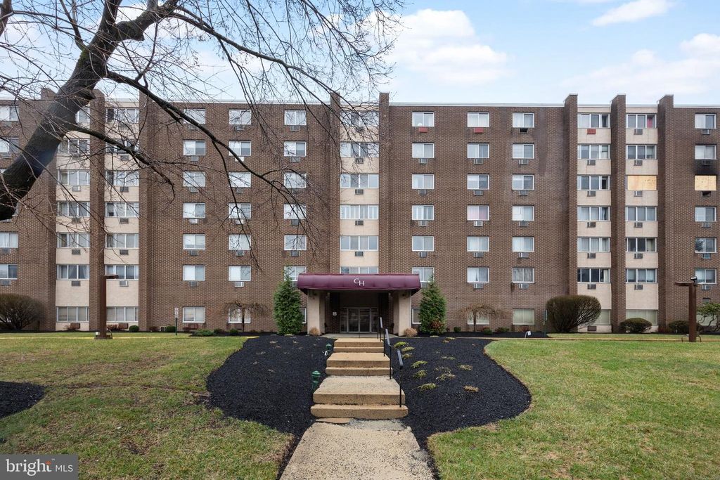 860 Lower Ferry Rd Apt 6F, Ewing, NJ 08628