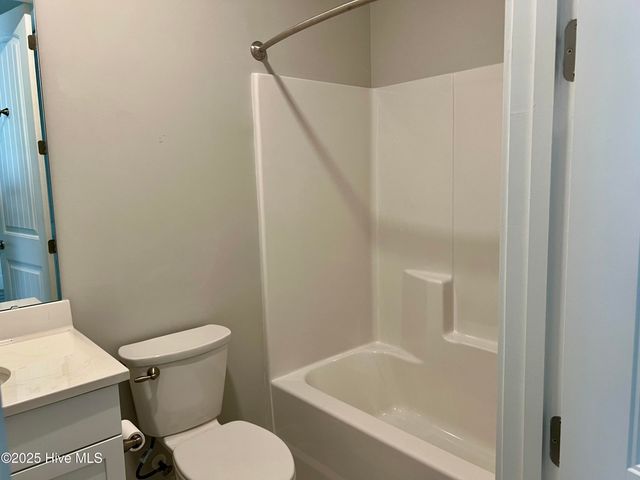 1558 Harbour Place Drive, Calabash, NC 28467