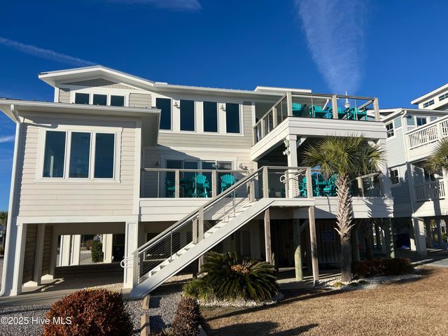 1558 Harbour Place Drive, Calabash, NC 28467