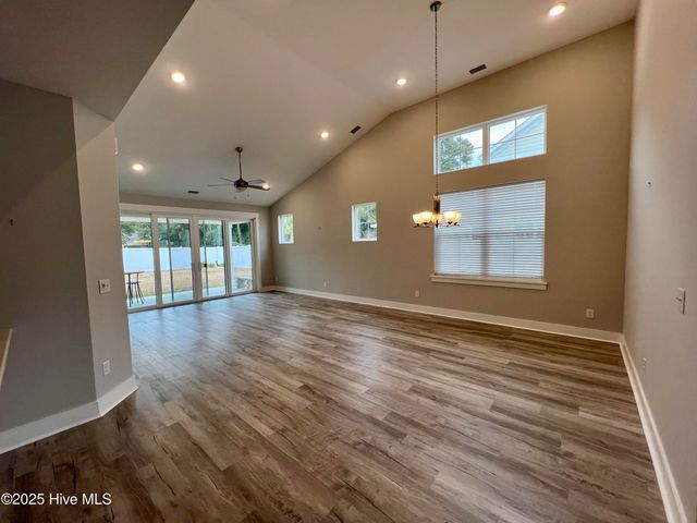 1558 Harbour Place Drive, Calabash, NC 28467