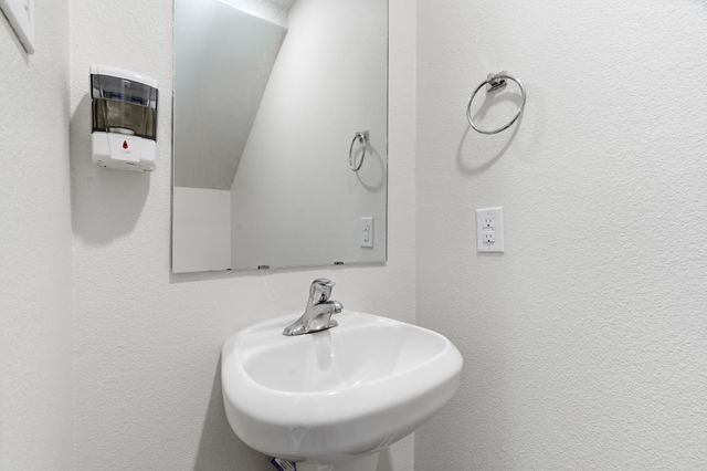 1321 Eagle Lake Drive, Azle, TX 76020