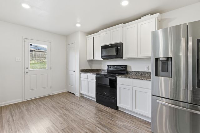 1321 Eagle Lake Drive, Azle, TX 76020