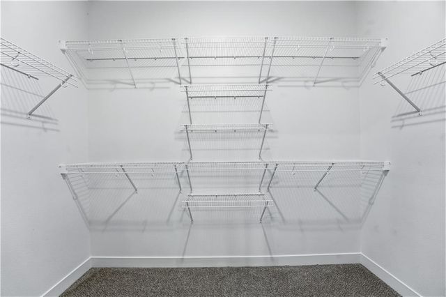 12428 S Aspen Lane, Lee's Summit, MO 64086