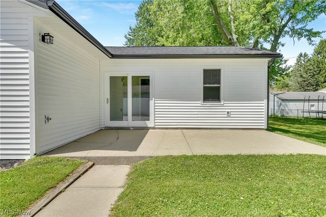 1385 Ormond Avenue, Madison, OH 44057