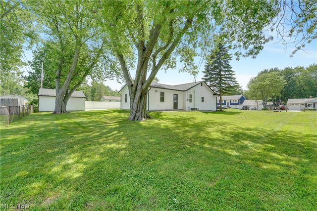1385 Ormond Avenue, Madison, OH 44057