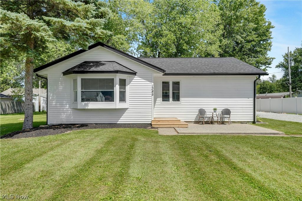 1385 Ormond Avenue, Madison, OH 44057
