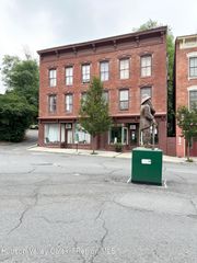 466 Main Street 3, Catskill, NY 12414