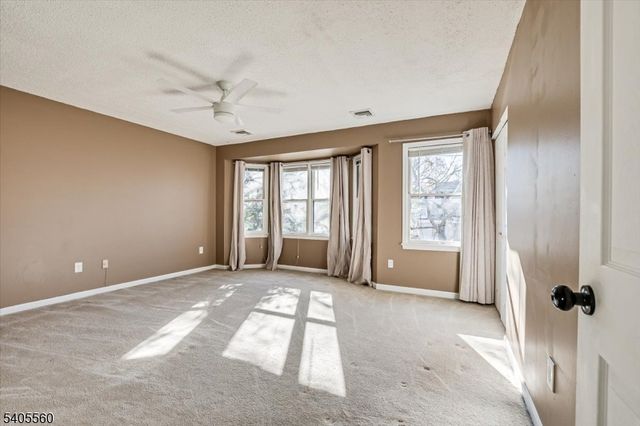 32 Washington Avenue, North Plainfield Boro, NJ 07060