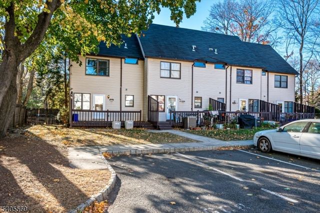 32 Washington Avenue, North Plainfield Boro, NJ 07060