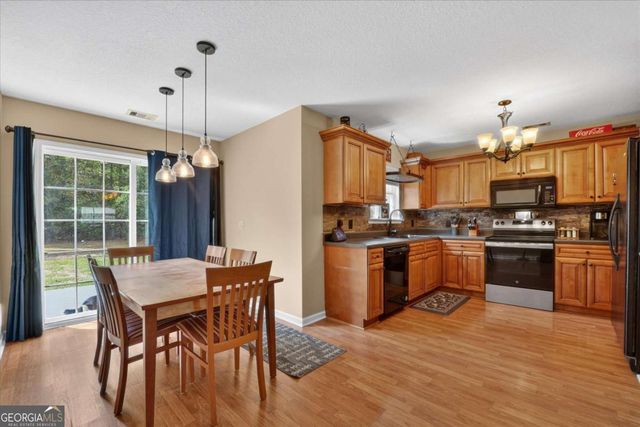 40 JR Drive, Ellabell, GA 31308