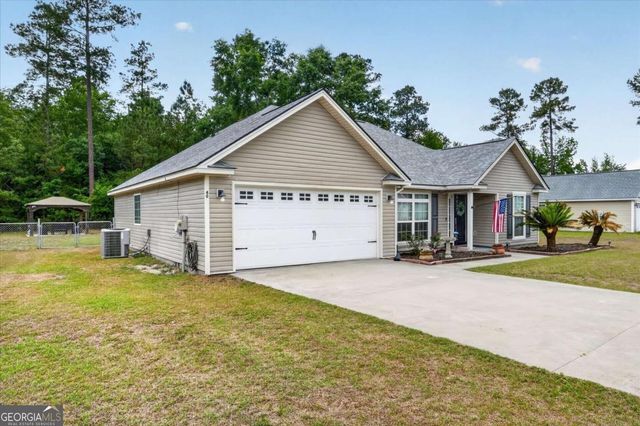 40 JR Drive, Ellabell, GA 31308