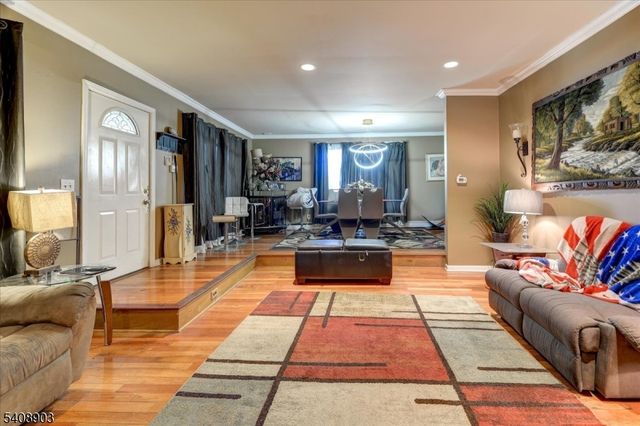 21 Tice Pl, Ringwood Boro, NJ 07456