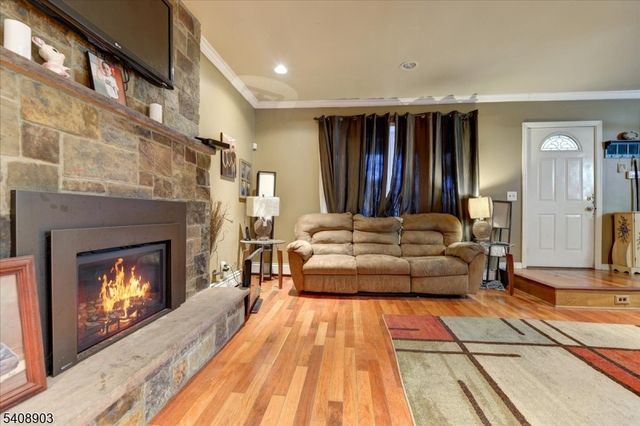 21 Tice Pl, Ringwood Boro, NJ 07456