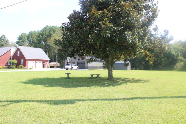 646 Indian Creek Rd, Huntland, TN 37345