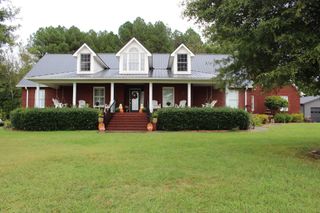 646 Indian Creek Rd, Huntland, TN 37345