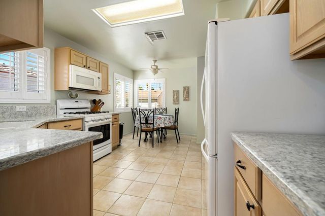 40936 Biscayne Drive, Palm Desert, CA 92211