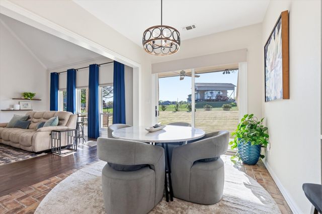 424 Preakness Place Road, Van Alstyne, TX 75495