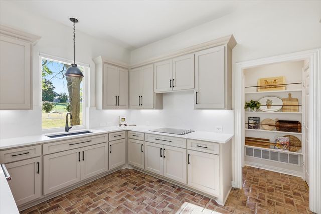 424 Preakness Place Road, Van Alstyne, TX 75495