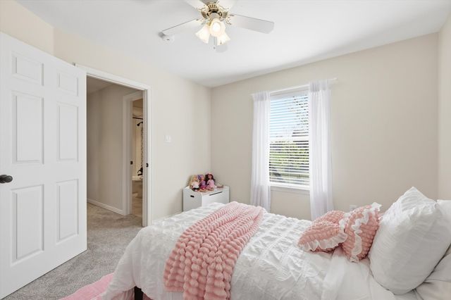 424 Preakness Place Road, Van Alstyne, TX 75495