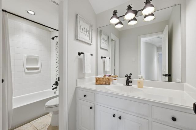 424 Preakness Place Road, Van Alstyne, TX 75495