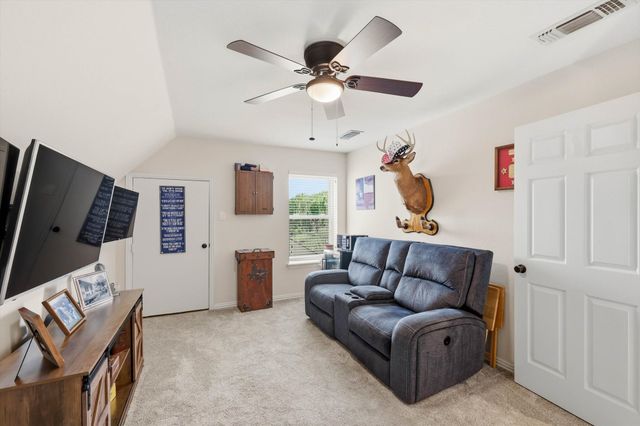 424 Preakness Place Road, Van Alstyne, TX 75495