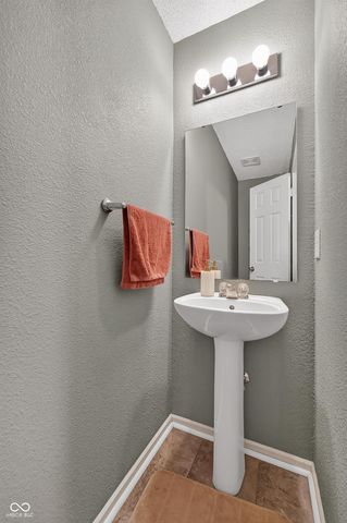 5641 Buck Drive, Noblesville, IN 46062