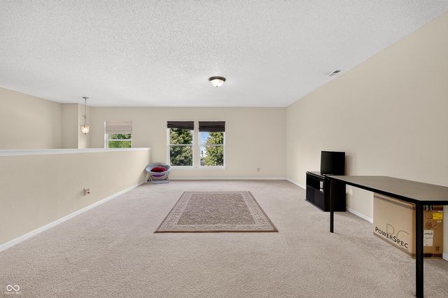 5641 Buck Drive, Noblesville, IN 46062