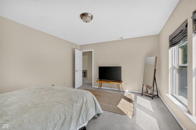 5641 Buck Drive, Noblesville, IN 46062
