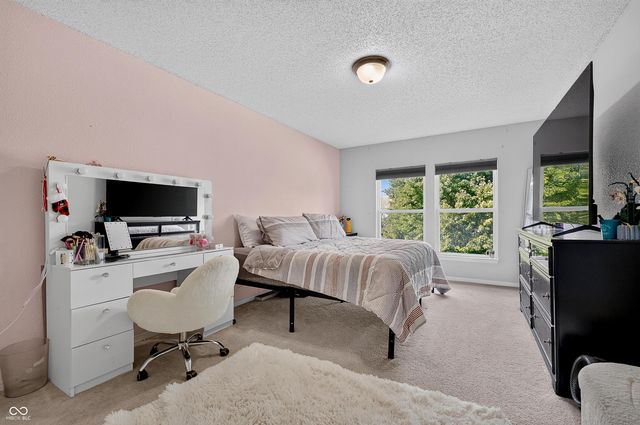 5641 Buck Drive, Noblesville, IN 46062