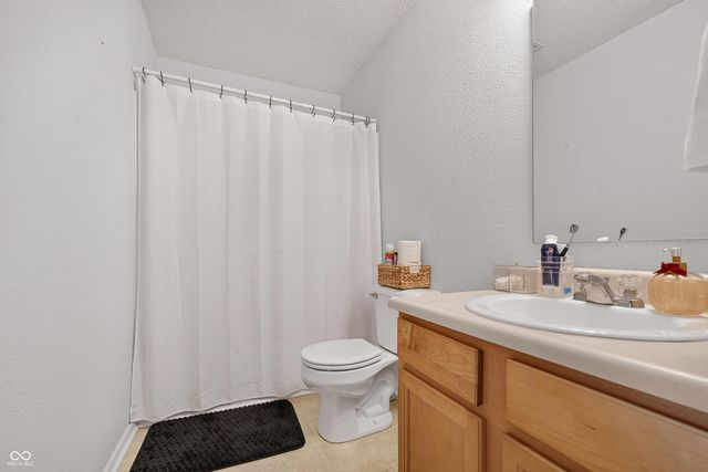 5641 Buck Drive, Noblesville, IN 46062