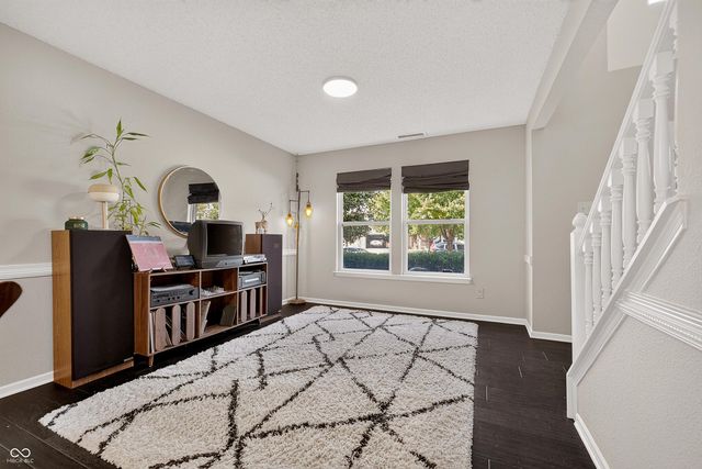 5641 Buck Drive, Noblesville, IN 46062