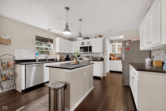 5641 Buck Drive, Noblesville, IN 46062