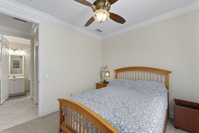 8492 Breezy Oak Way, Boynton Beach, FL 33473