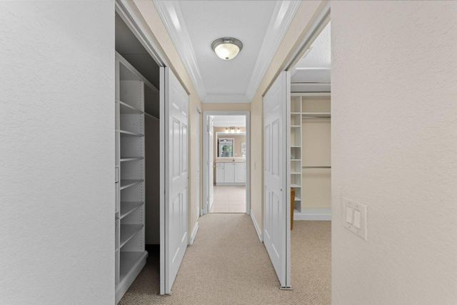 8492 Breezy Oak Way, Boynton Beach, FL 33473