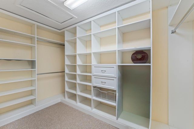 8492 Breezy Oak Way, Boynton Beach, FL 33473