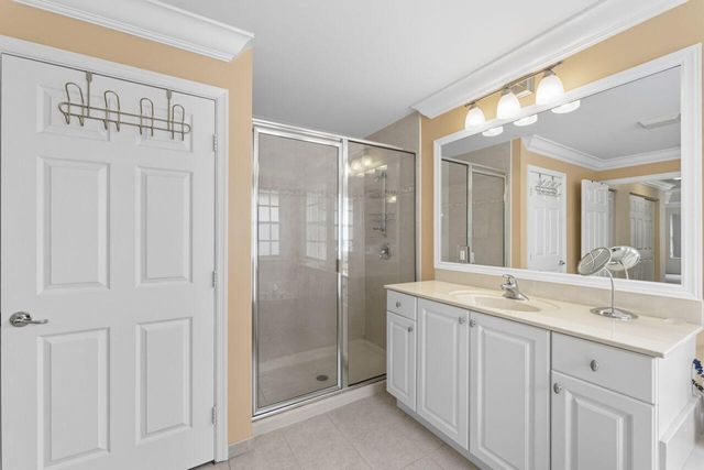 8492 Breezy Oak Way, Boynton Beach, FL 33473