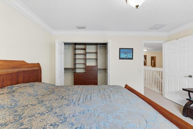 8492 Breezy Oak Way, Boynton Beach, FL 33473