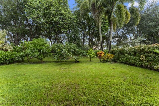 8492 Breezy Oak Way, Boynton Beach, FL 33473