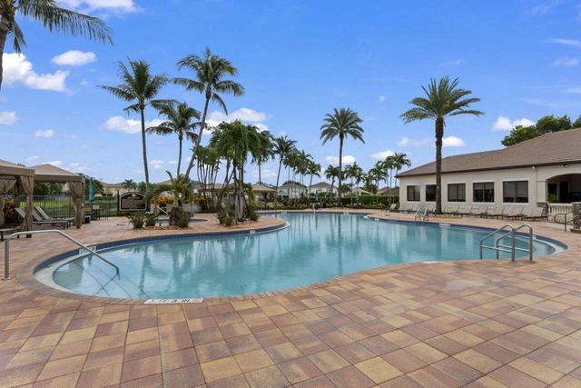 8492 Breezy Oak Way, Boynton Beach, FL 33473