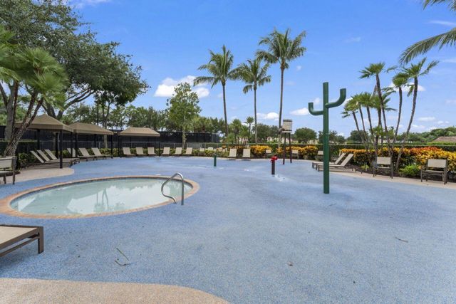 8492 Breezy Oak Way, Boynton Beach, FL 33473