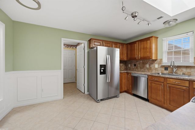45653 Gable Drive, Macomb, MI 48044