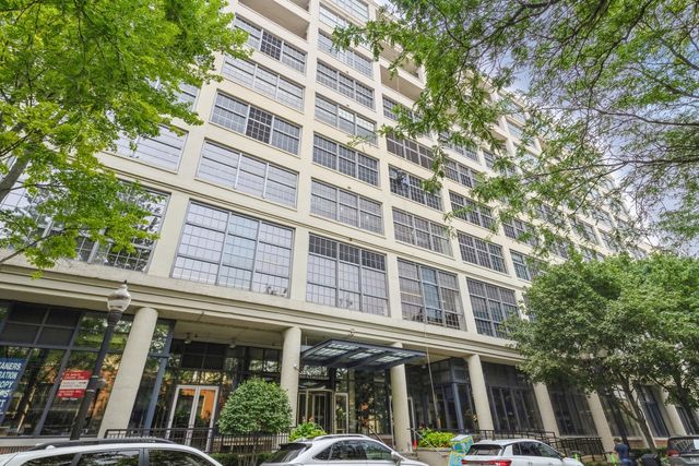 900 N Kingsbury Street 718, Chicago, IL 60610