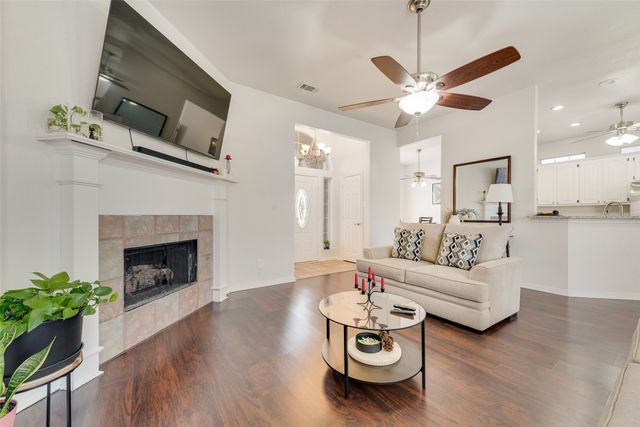 106 Villanova Circle, Forney, TX 75126