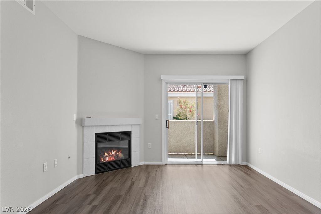 855 North Stephanie Street 2615, Henderson, NV 89014 — photo 2
