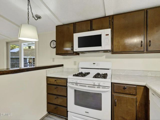 43300 Little River Airport 99, Little River, CA 95456