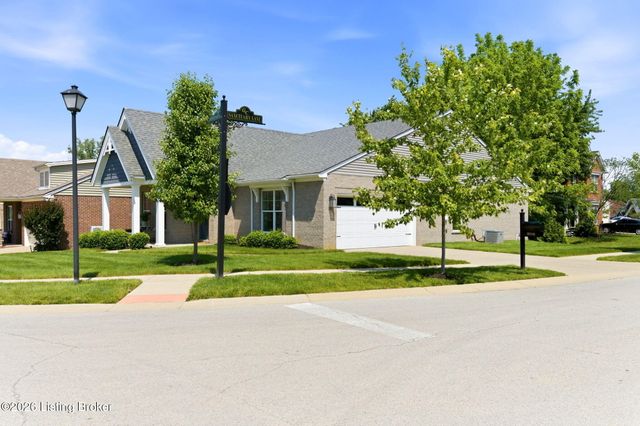 8800 Sanctuary Ln, Louisville, KY 40291