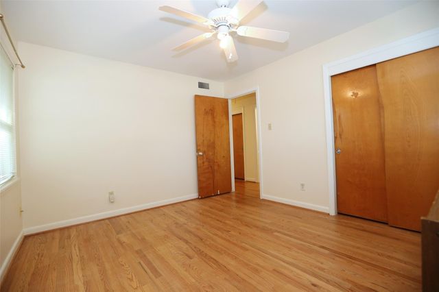 3535 Durhill Street, Houston, TX 77025