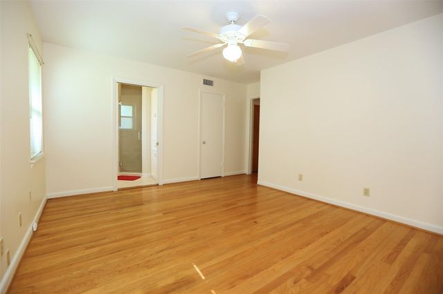 3535 Durhill Street, Houston, TX 77025